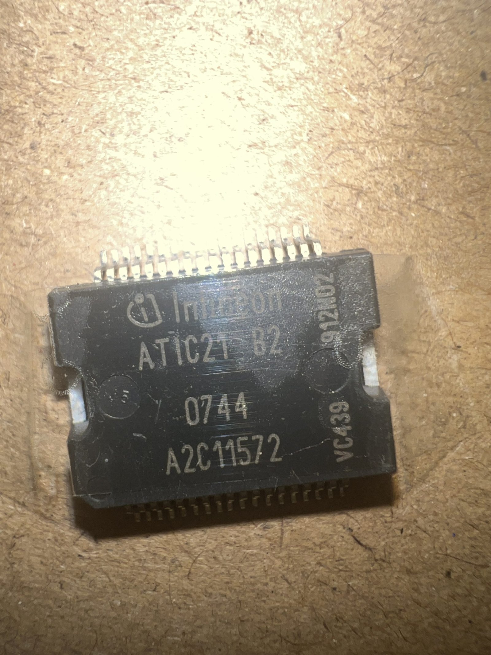 Atic21b2 Infineon Ic Ssop36 Guaranteed Trusted IMPOCHIPS